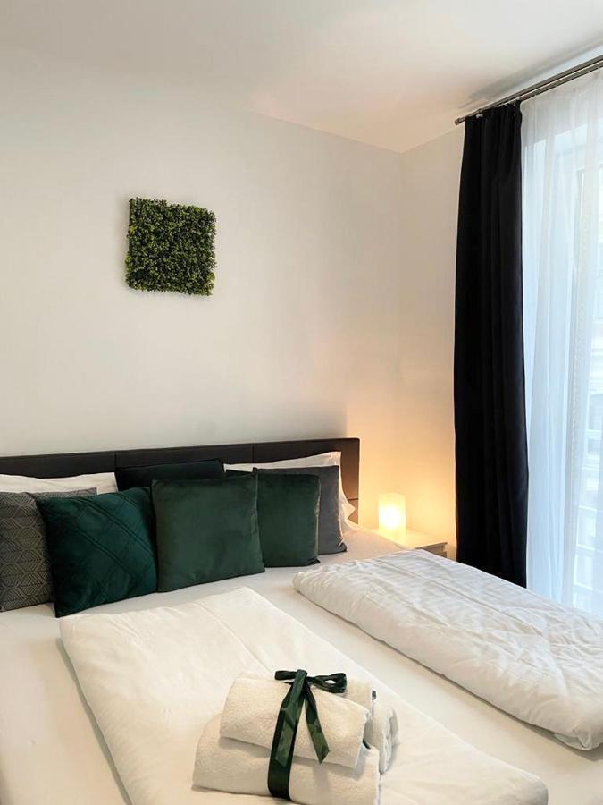 1St City La Opera Suites Вена Экстерьер фото