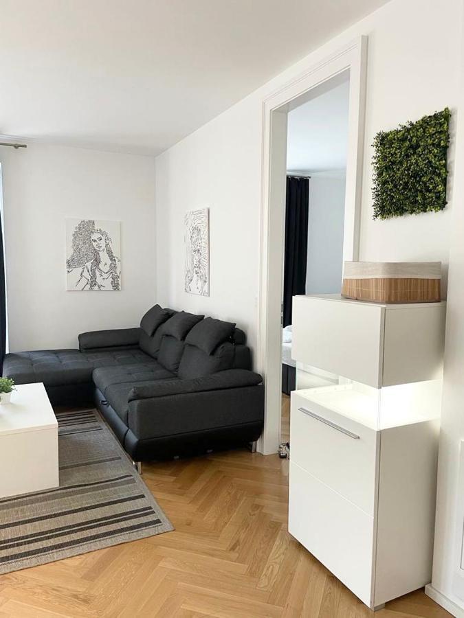 1St City La Opera Suites Вена Экстерьер фото