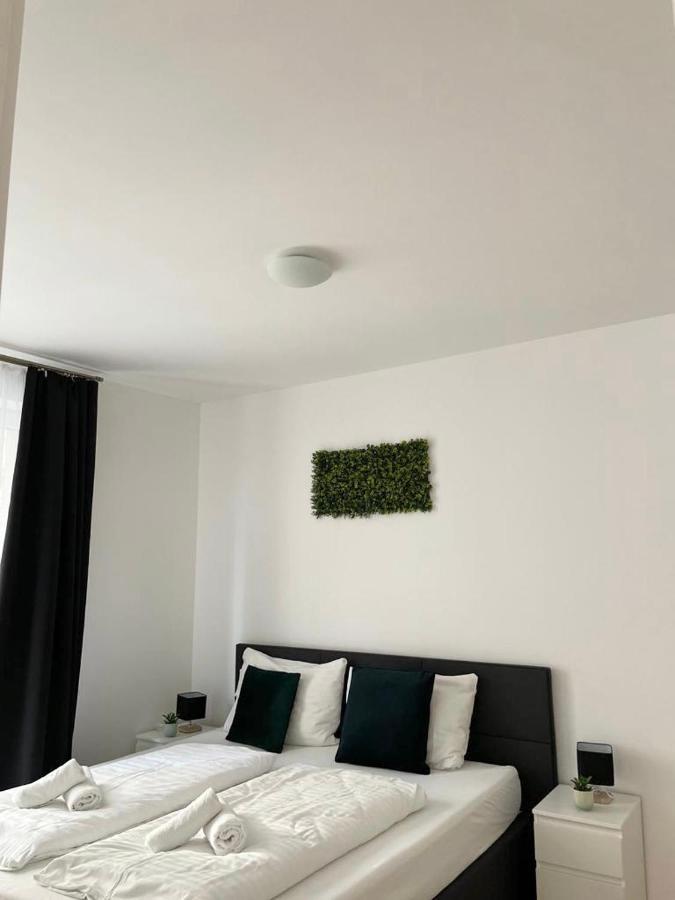 1St City La Opera Suites Вена Экстерьер фото